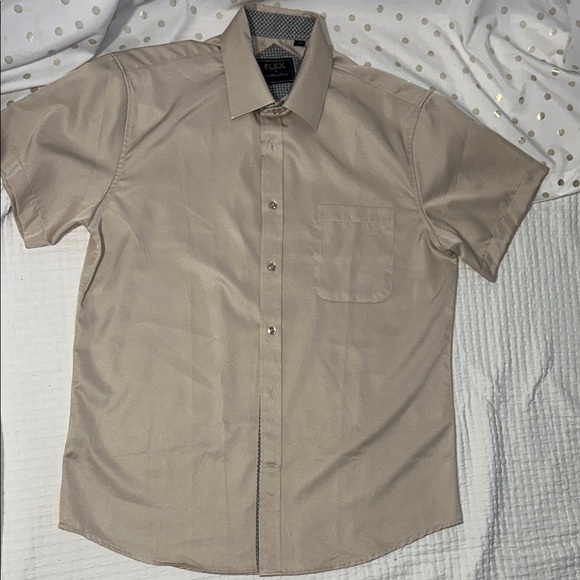 Classic Tan Short Sleeve Men's Shirt - Picture 1 of 9